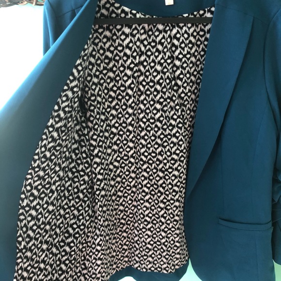 Blue Maternity Blazer 3/4 Sleeves Sz Medium - Picture 2 of 5